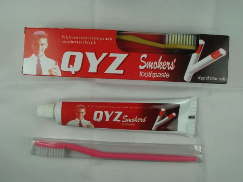 QYZ - Smokers Toothpaste, removes stains and refreshes breath. Includes free toothbrush